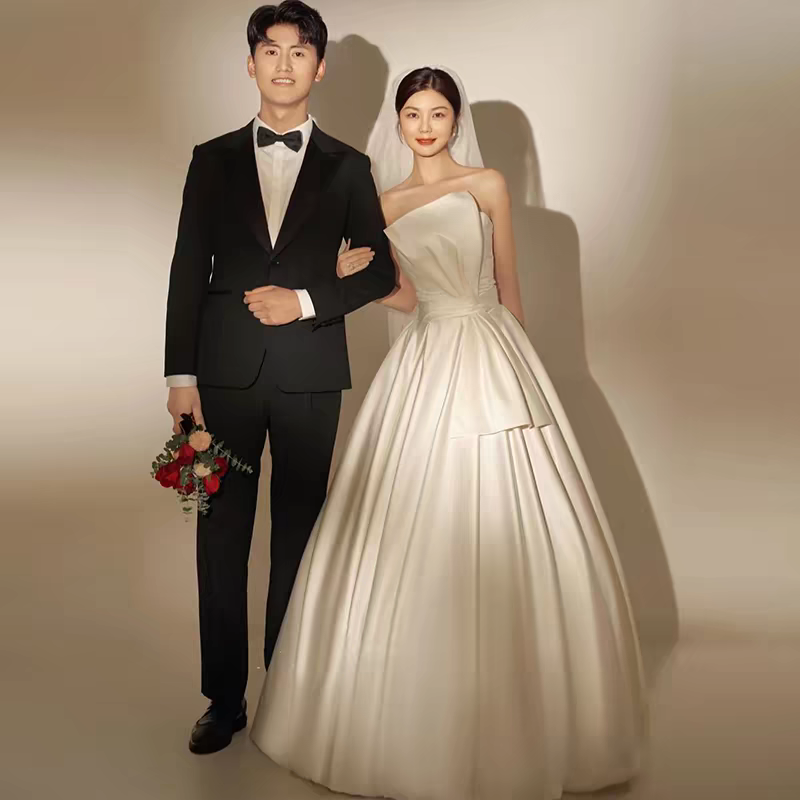 셀프웨딩 고급 새틴 플레어라인 튜브탑 웨딩드레스 화보촬영 드레스 - 상품 이미지