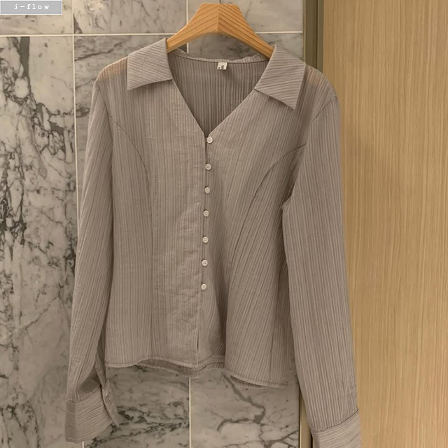 베잉 브이넥 카라 세미크롭 블라우스 3col 봄 여름 레이어드 시스루 트임 제이플로우 이미지 6