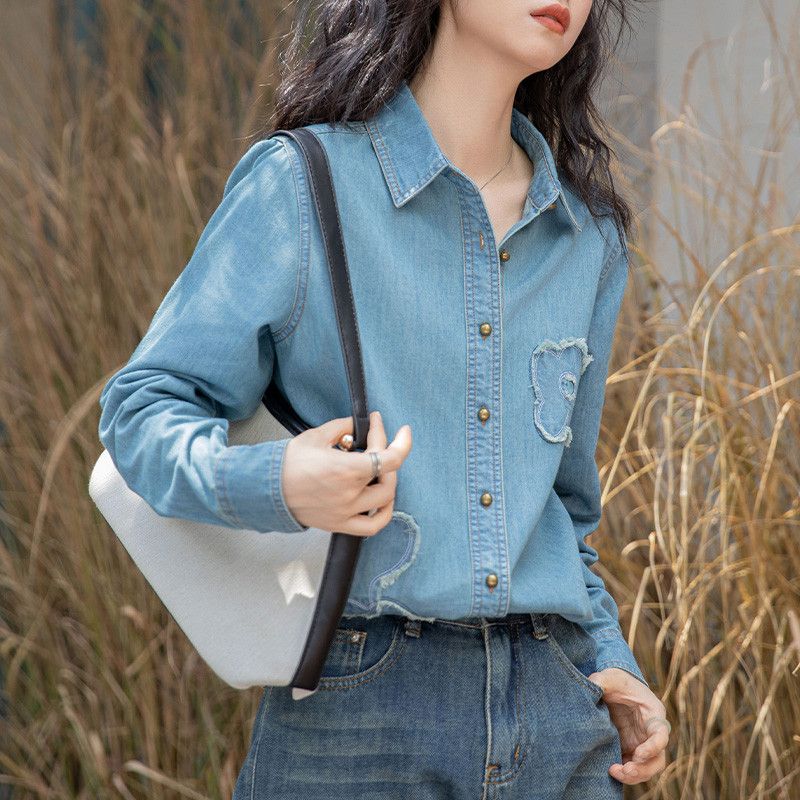 여성 빈티지 캐주얼 데님 포켓 플라워 패치 워싱 긴팔 셔츠 남방 블라우스 데일리룩 루즈핏 내추럴 유니크 아웃핏 - 상세 이미지 2