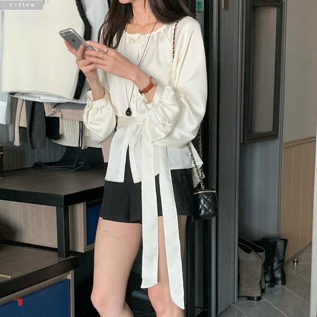 아텔 라운드 플리츠 허리끈 블라우스 2col 겨울 봄 버튼 루즈핏 고급 하객룩 제이플로우 - 상세 이미지 3