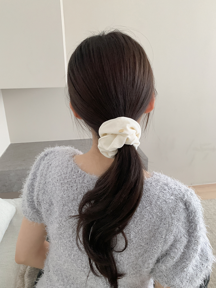 [제작] 벨로아 텍스처 스크런치 - 기본사이즈 벨벳 겨울 여성 슈슈 곱창밴드 머리끈 - 상세 이미지 2