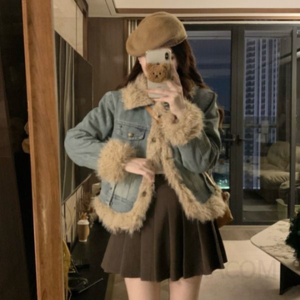 여성 레트로 빈티지 무드 데님 양털 배색 퍼 안감 카라 버튼 크롭 숏 자켓 데님자켓 아우터 - 상품 이미지