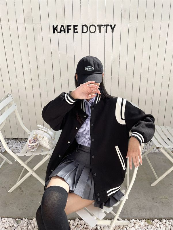 여성 캐주얼 데일리 루즈핏 모직 배색 스트라이프 버튼 바시티 스타디움 자켓 점퍼 야구점퍼 아우터 미디 코디 데이트룩 대학생 - 상세 이미지 2