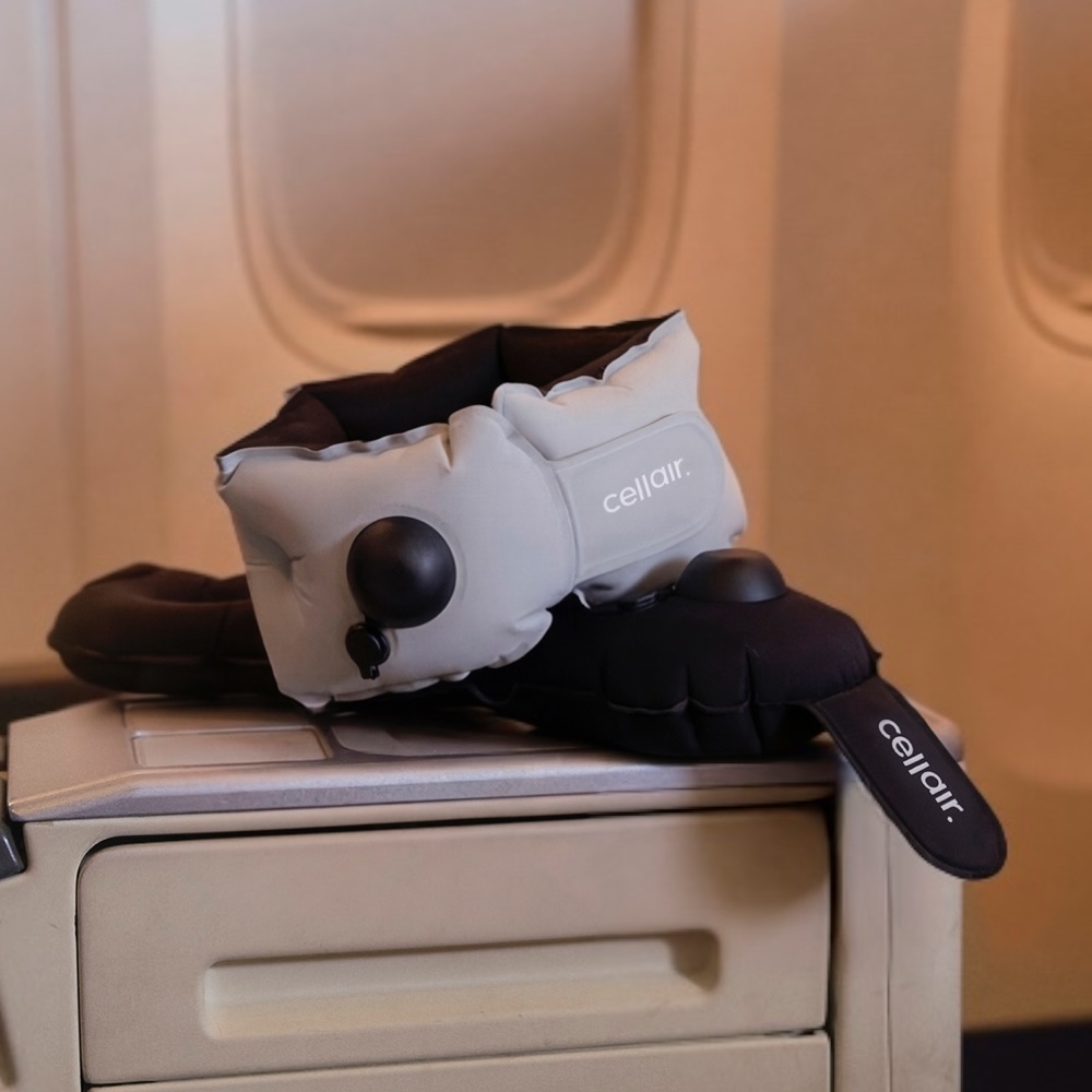 셀레어 에어펌프 넥필로우 PRO 가볍고 튼튼한 여행용 목쿠션 휴대용 비행기 기내용 목베개