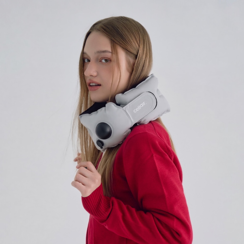 셀레어 에어펌프 넥필로우 PRO 가볍고 튼튼한 여행용 목쿠션 휴대용 비행기 기내용 목베개 제품 이미지