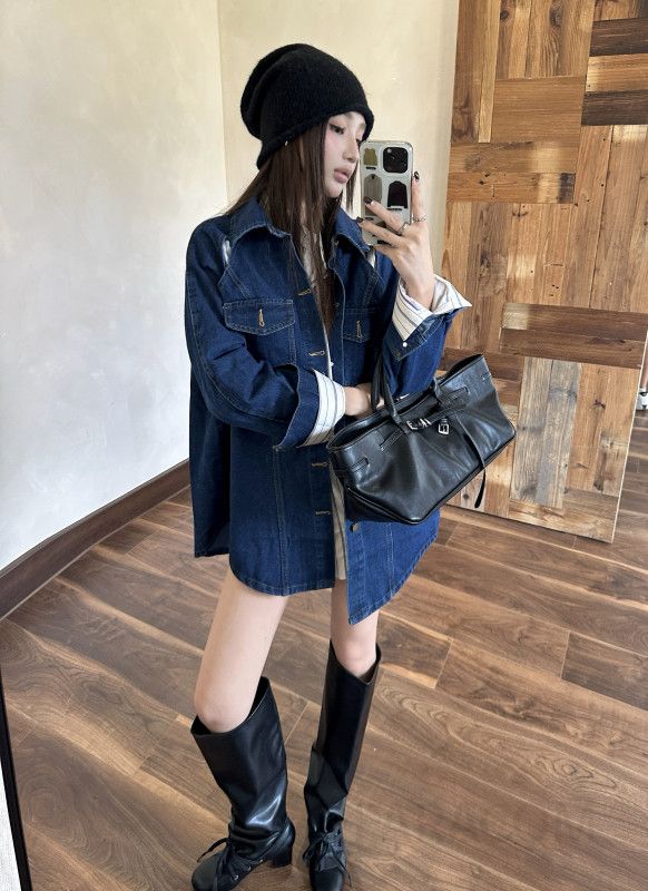 여성 빈티지 스트릿 루즈핏 데님 포켓 버튼 포인트 셔츠형 미디 기장 청자켓 셔츠자켓 오버핏아우터 워싱청자켓 레이어드룩 - 상세 이미지 3