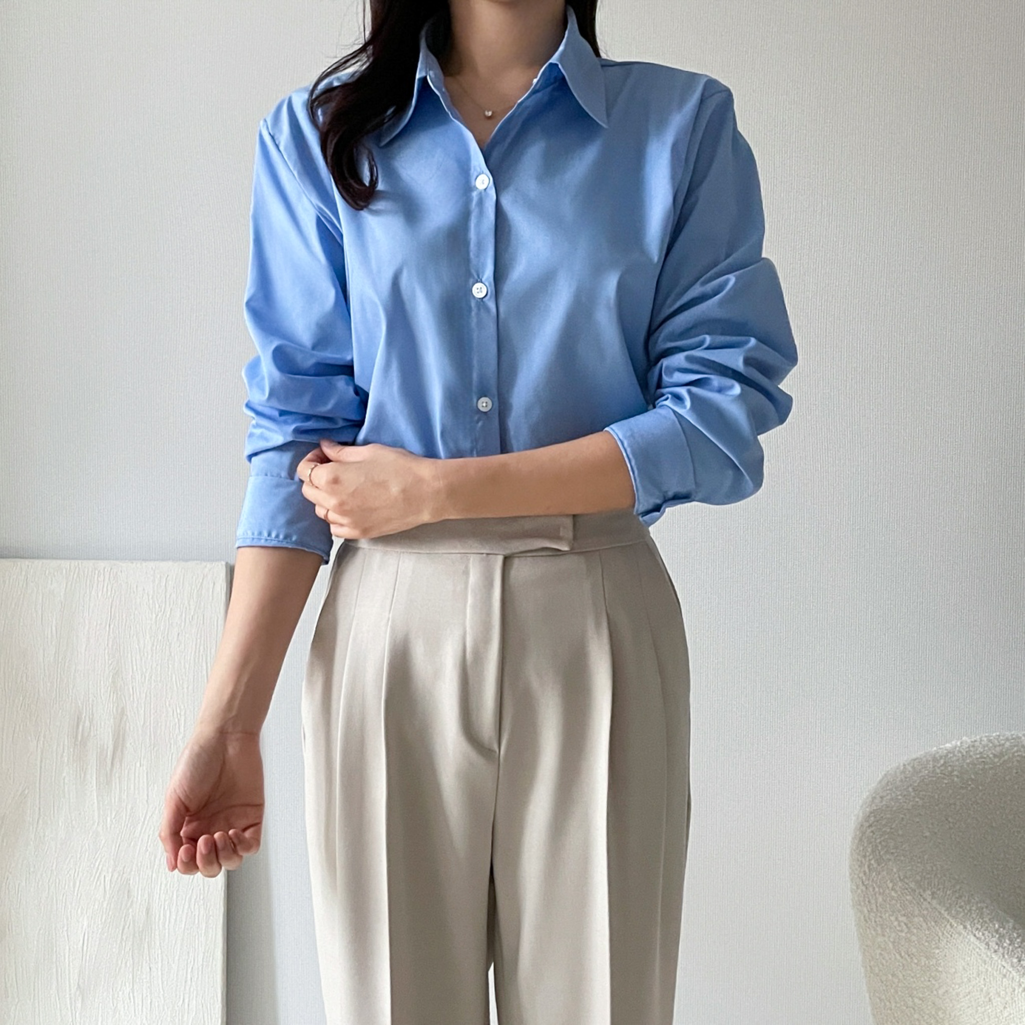 흰셔츠 흰색블라우스 하늘색셔츠 소라색셔츠 이미지 3