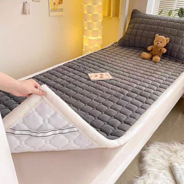 겨울 따뜻한 침대패드 벨벳 이불 매트리스 90x200cm