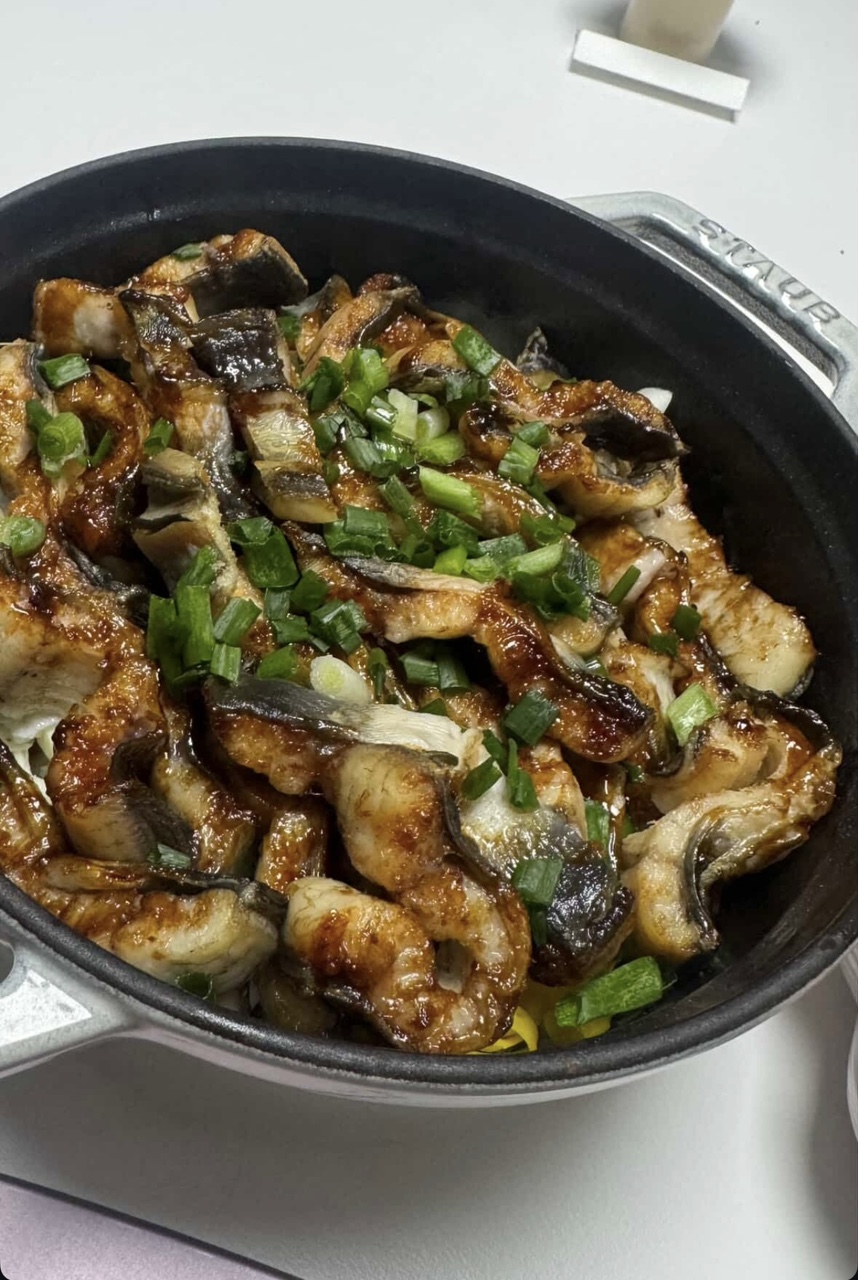 무항생제 국내산 민물장어 자포니카 초벌 손질 생강소스포함 1kg 손질후 600g 말복음식 이미지 8