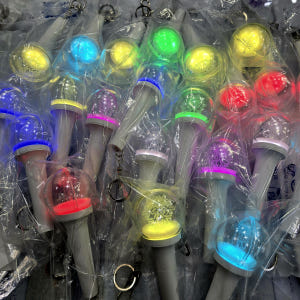 미니 응원봉 키링 led 7색,콘서트,주문제작 갤럭시 실사용 후기 | 효과 있을까? - 상품 이미지 3