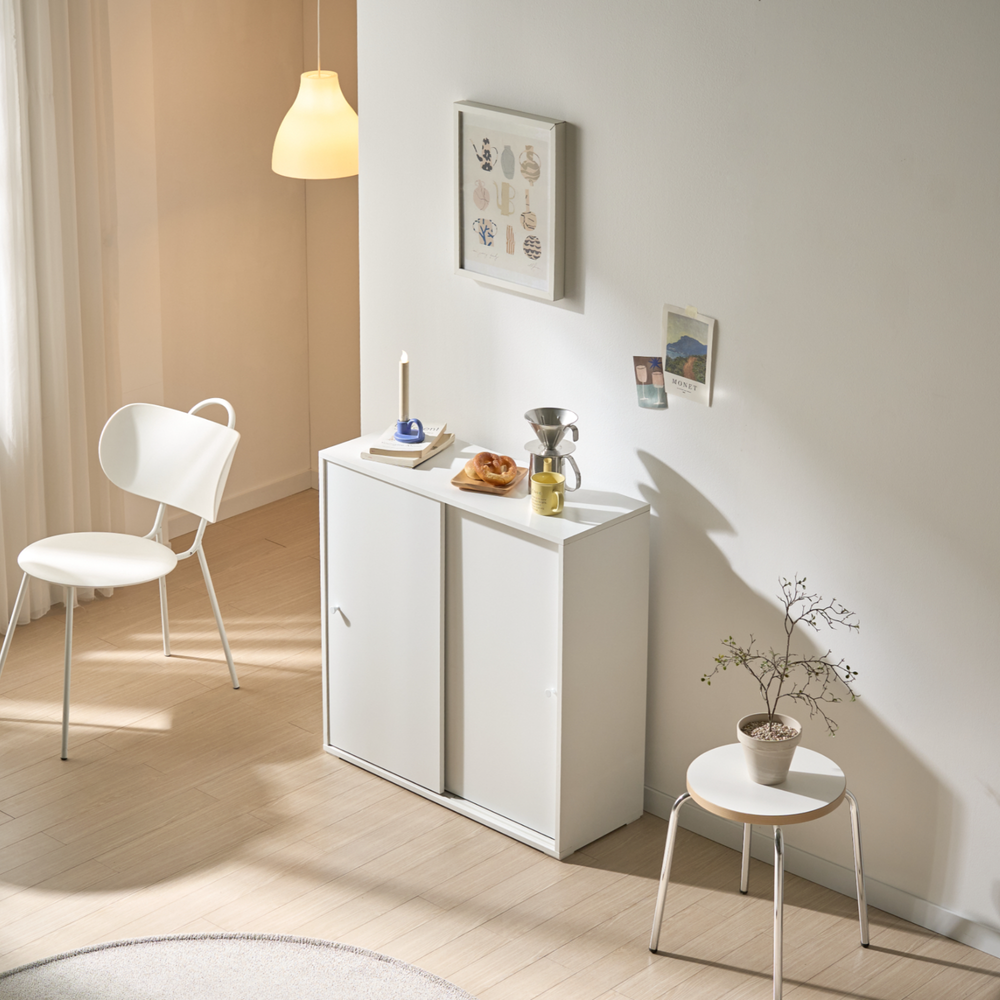 픽스앤룸 라인아트 다용도 거실 틈새 슬라이딩 3단 2도어 수납장 800