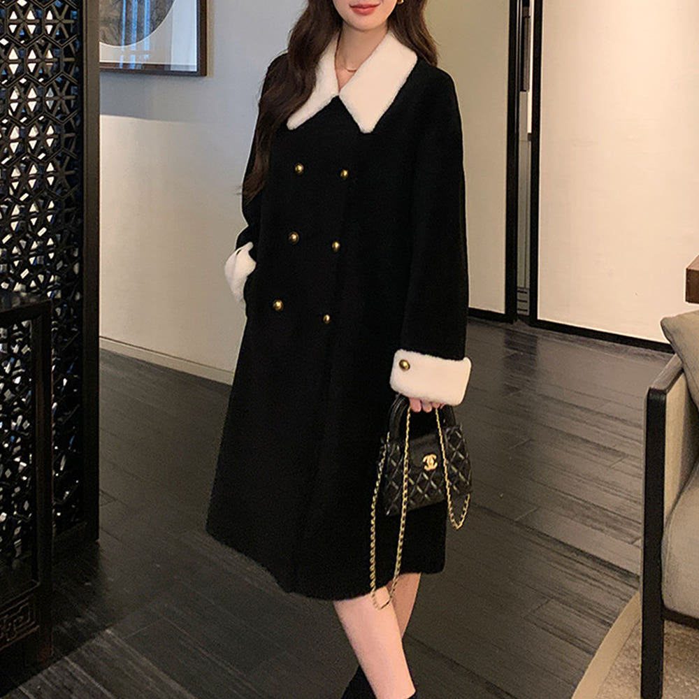 여성 울100 퍼카라 롱코트 블랙 더블버튼 겨울 하객룩 데이트룩 아우터 - 상품 이미지