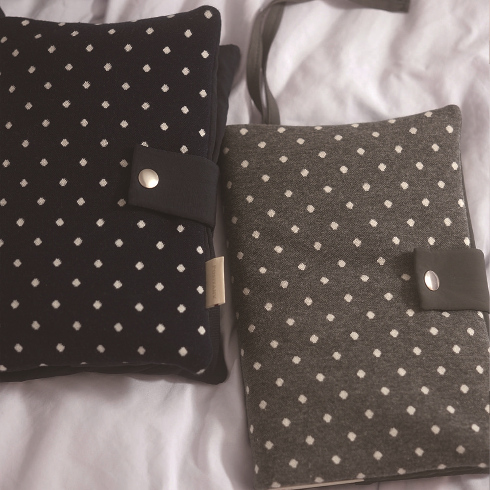 포지타니 Dot book cover (2colors) 북커버 책갈피파우치 코튼북커버 수납북커버 - 상품 이미지
