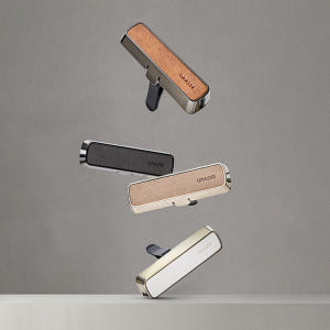 [불스원] 그라스 레더스틱 송풍구 차량용 방향제 리필(3개입) 아쿠아 실사용 후기 | 효과 있을까? - 상품 이미지 4