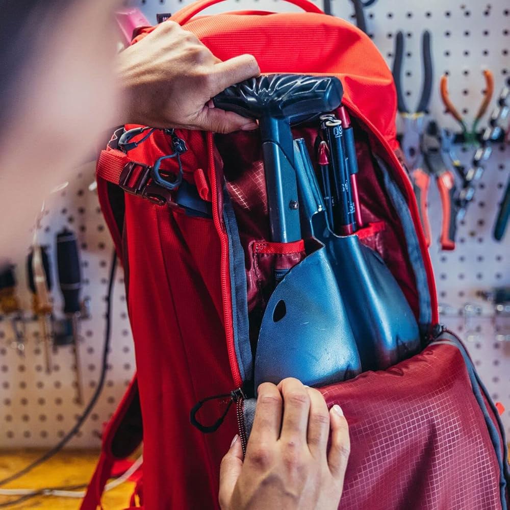 Gregory Targhee 32L 스키 & 스노우보드 백팩, 헬멧 휴대, 스키/스노보드 후크, 내부 하이드레이션 슬리브 (저장소 미포함) - 상세 이미지 2