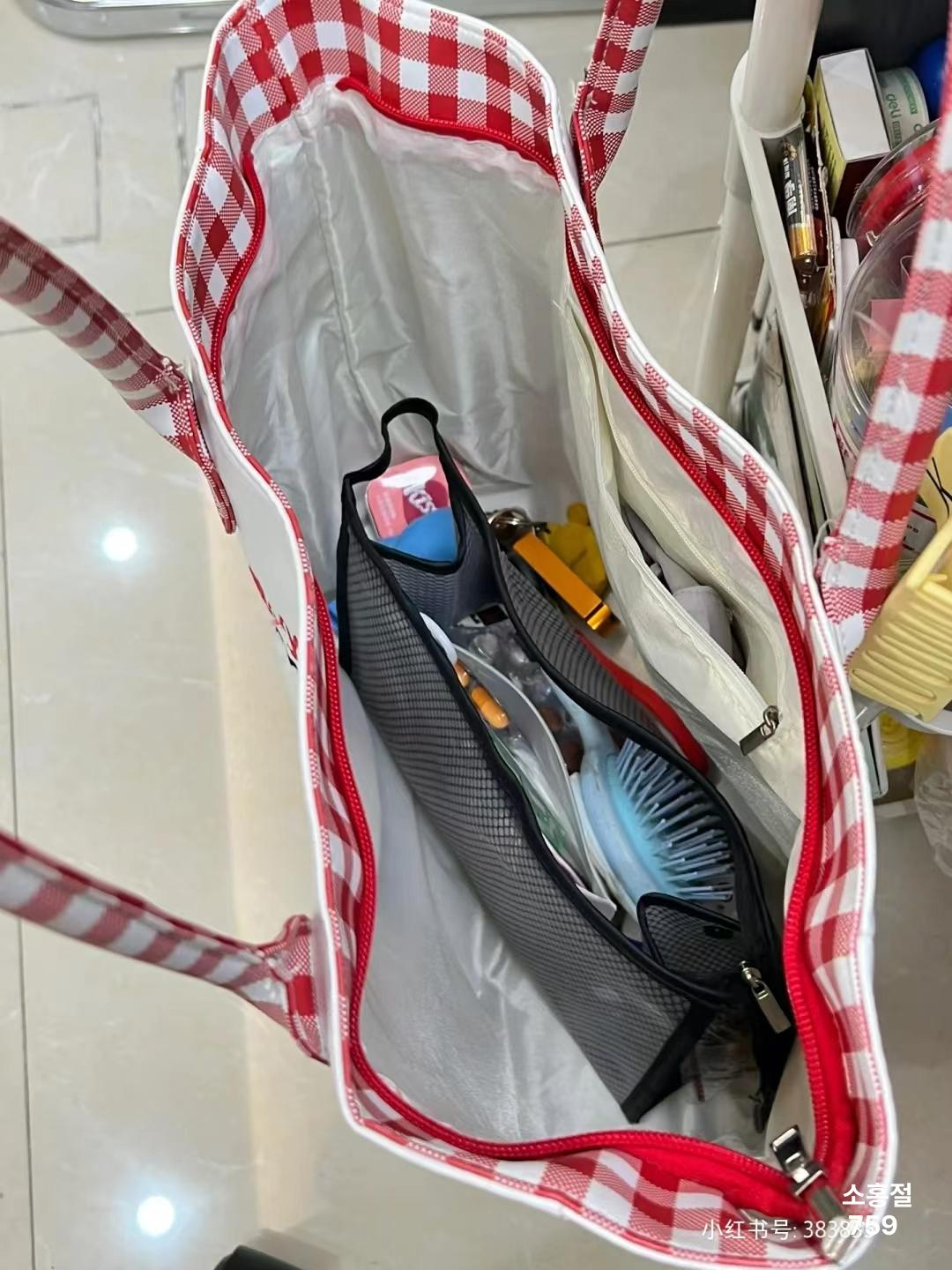 헬로 키티 자수 토트백 여성 숄더백 캔버스 가방 가을 겨울 데일리백 산리오 오프화이트 - 상세 이미지 3
