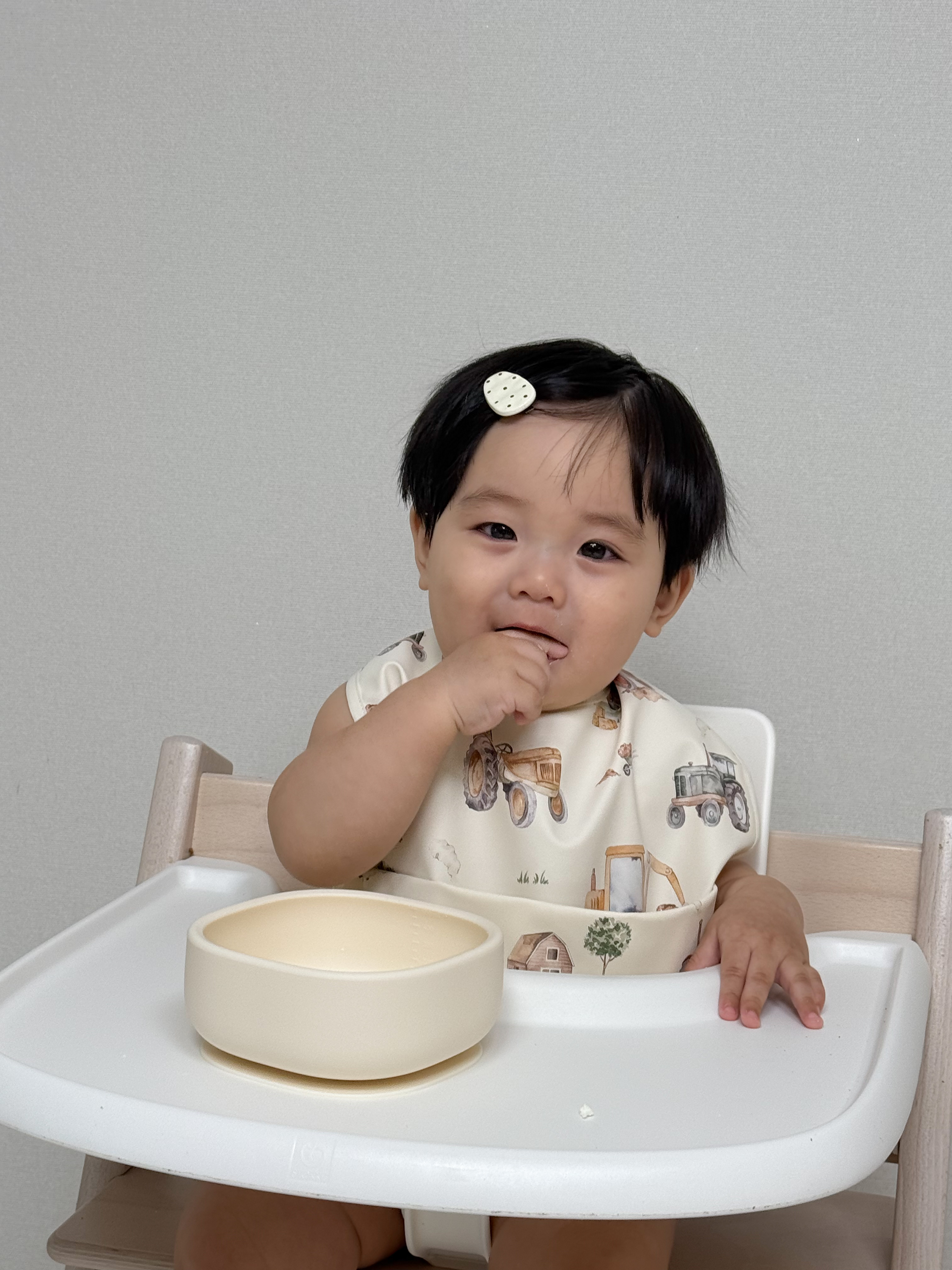 아기 턱받이 이유식 턱받이 방수 자기주도 신생아 베이비 빕 프릴