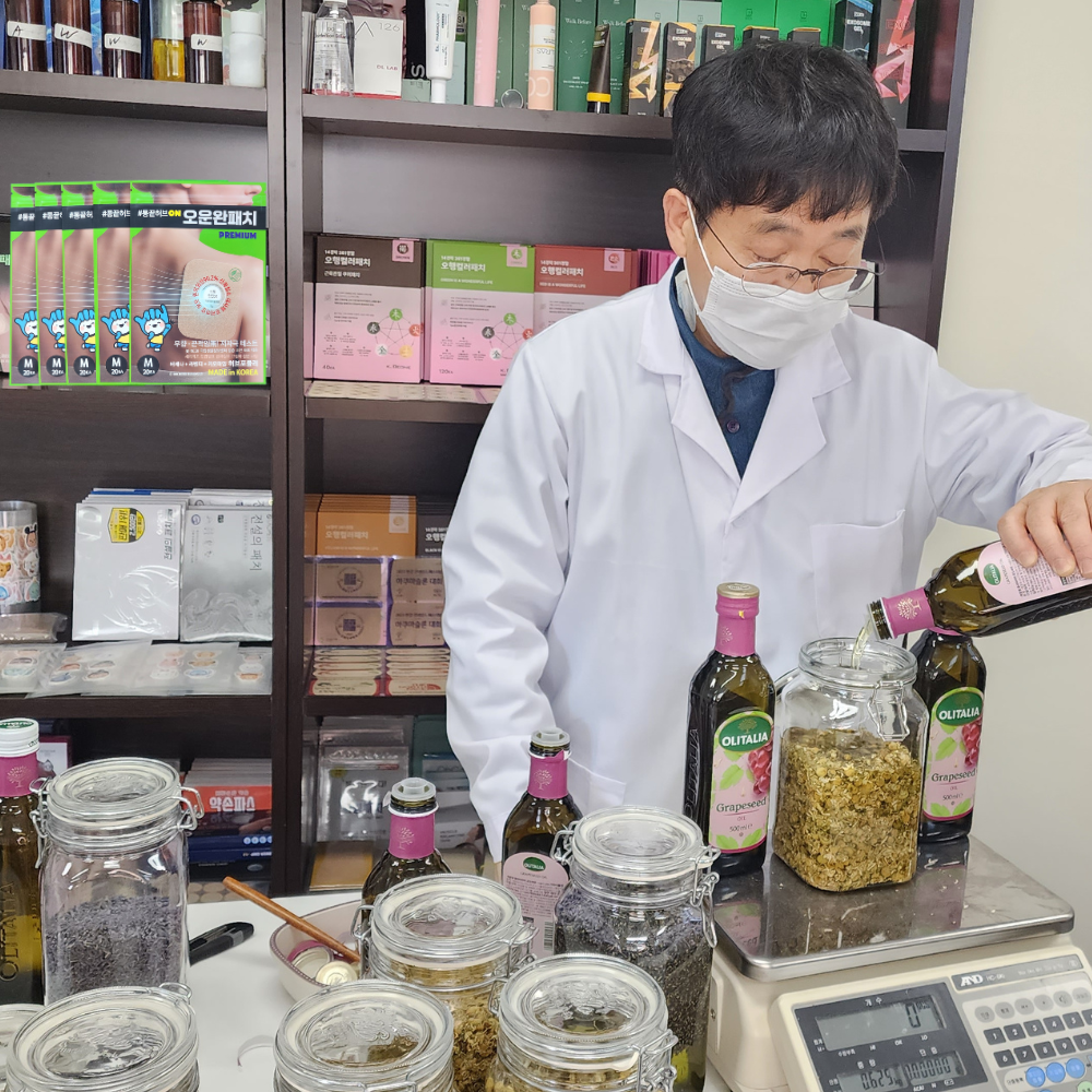 순수 국내산 자연유래 천연성분 [오운완패치]뻐근한 근육관절에 붙이는 파스 원적외선 패치, 중형 160매입, 1개 이미지 6
