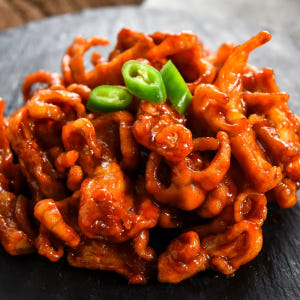 매운 불 닭발 무뼈 튤립 숯불 직화 맛있게 먹은 솔직 후기 - 상품 이미지 3