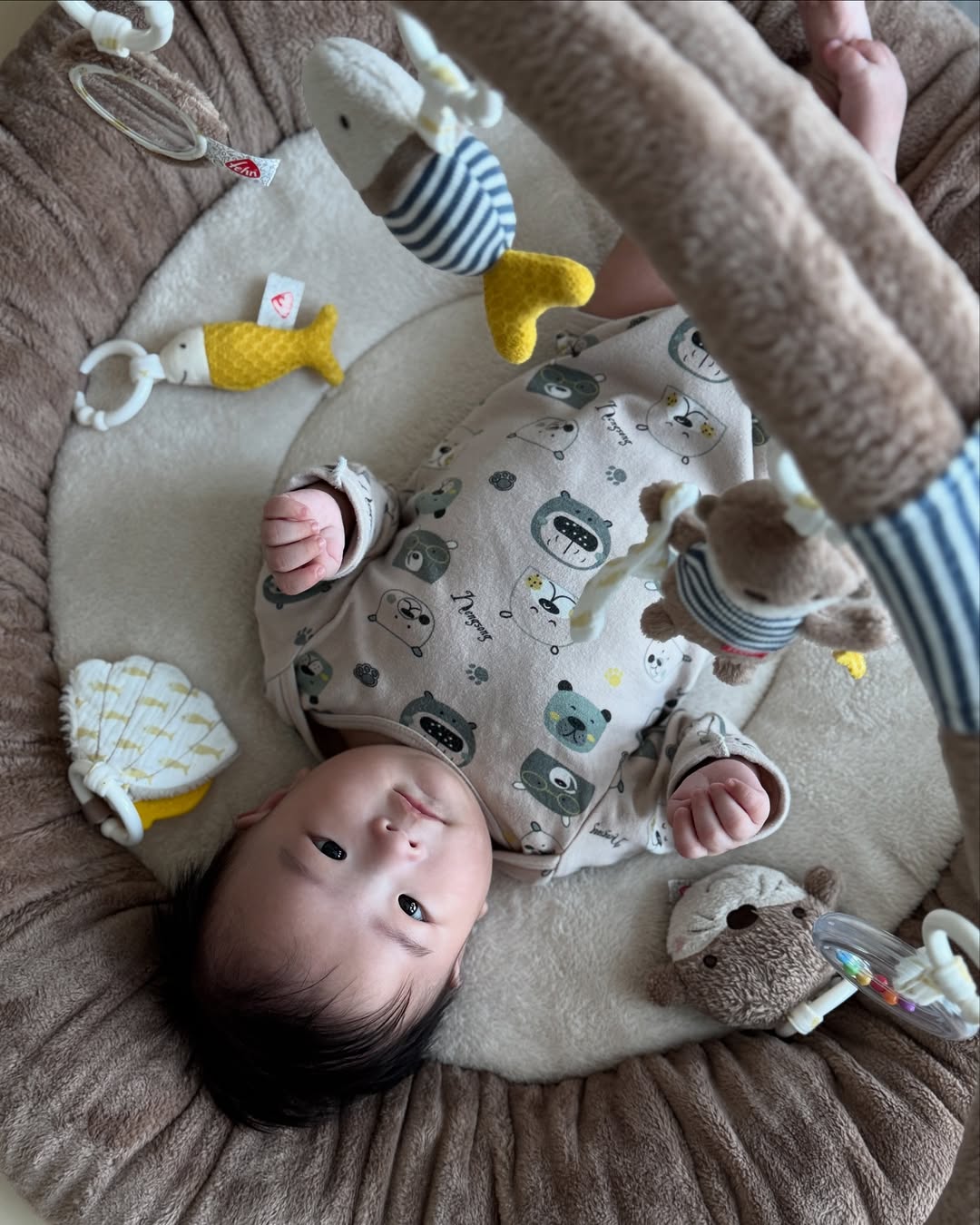 베이비펜 수달 아기 체육관 플레이 매트