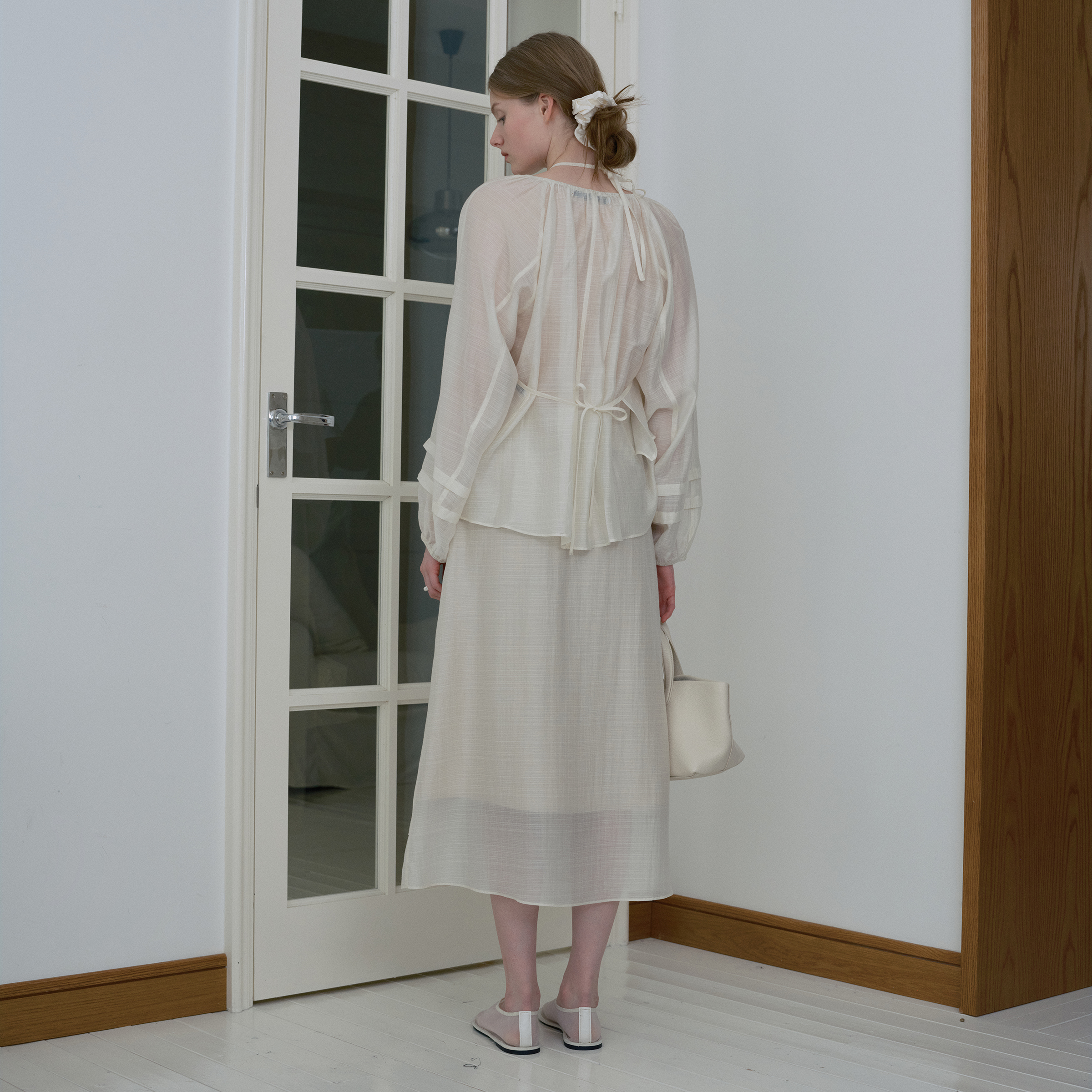 [네이버 단독][N도착보장][쥬시쥬디][SET] 시어 레이어링 블라우스 + 스커트 셋업 J1ST1N02 상세 이미지 3