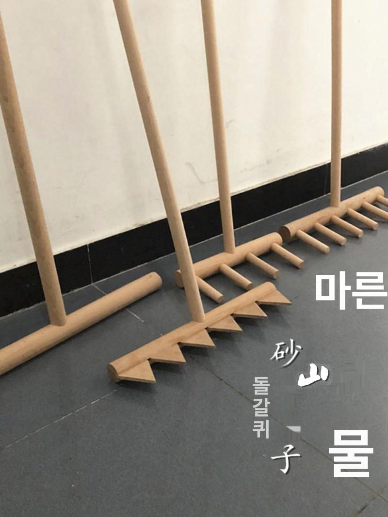 정원 갈퀴 조경용 정원가꾸기 도구 분갈이용 모래무늬 20cm 폭 6개 이빨 모래 갈퀴 - 상세 이미지 2