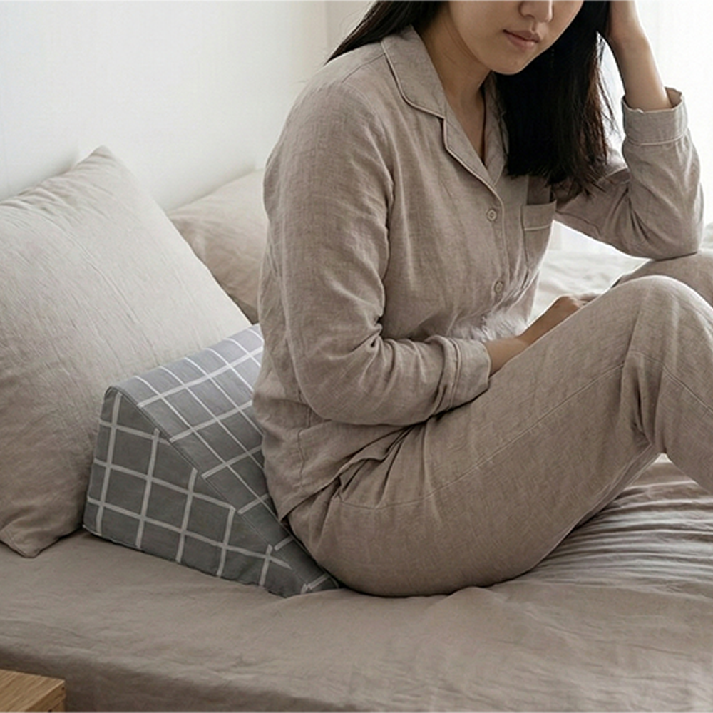 자세 변환 쿠션 체위 변경 삼각 등받이 돌려 눕기 간병 용품 대형 대형 60x20x23 - 상세 이미지 3