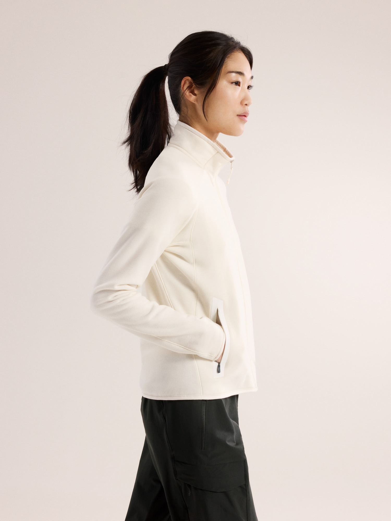 아크테릭스 카이어나이트 여성 재킷 25FW [관부가세 포함] 기모 플리스 아웃도어 러닝 - 상세 이미지 4