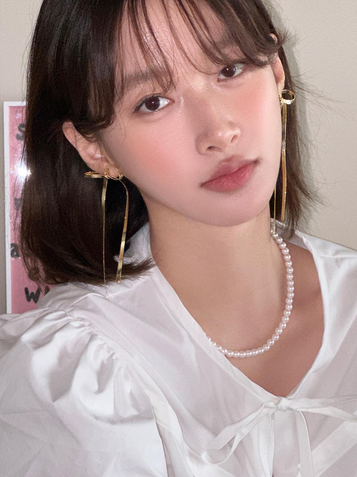 나솔사계 조현아 리본 드롭 롱 귀걸이 트렌디 액세서리 - 상세 이미지 5