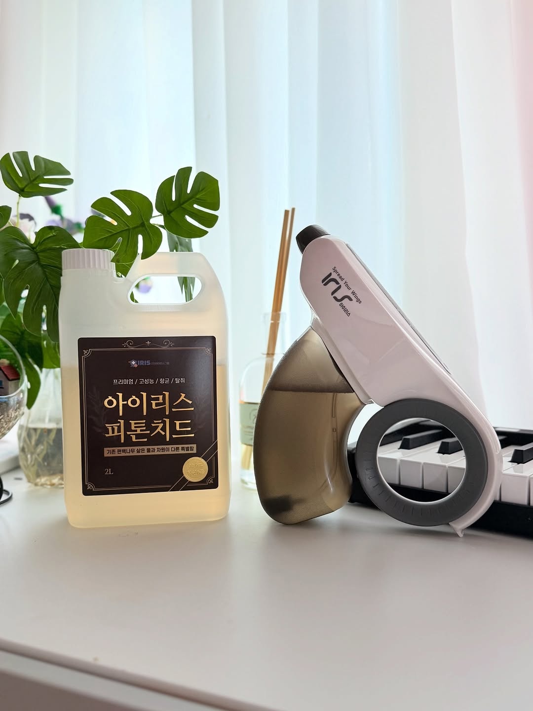 아이리스 피톤치드 프리미엄 2L 스프레이 탈취제 리필 편백나무 오일 편백수 새집증후군