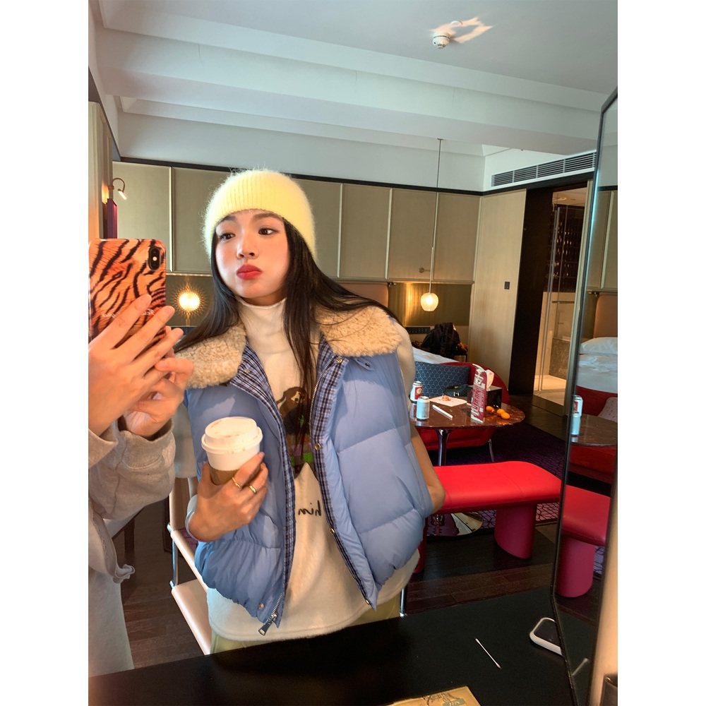 오리털90 양털카라 패딩조끼 안감블루체크 귀여운 키작녀 겨울 레이어드 패션 코디 블루 - 상세 이미지 2