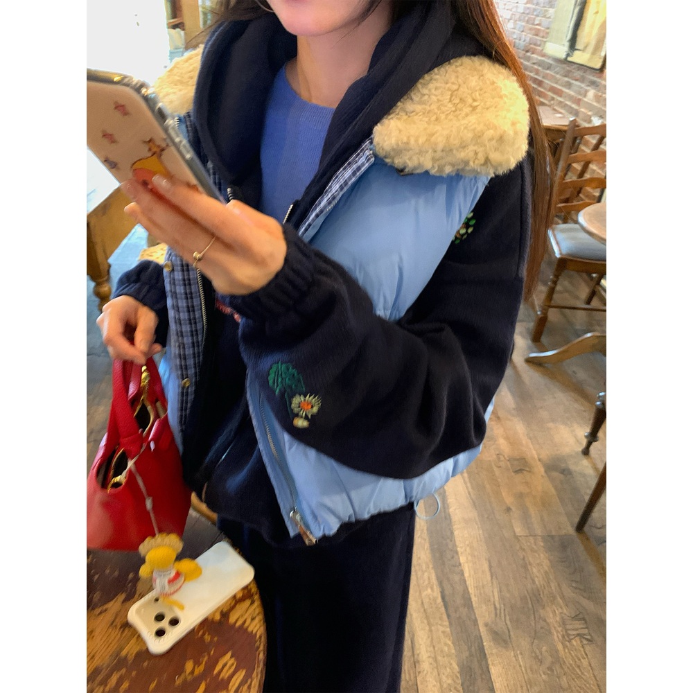 오리털90 양털카라 패딩조끼 안감블루체크 귀여운 키작녀 겨울 레이어드 패션 코디 블루 - 상세 이미지 4