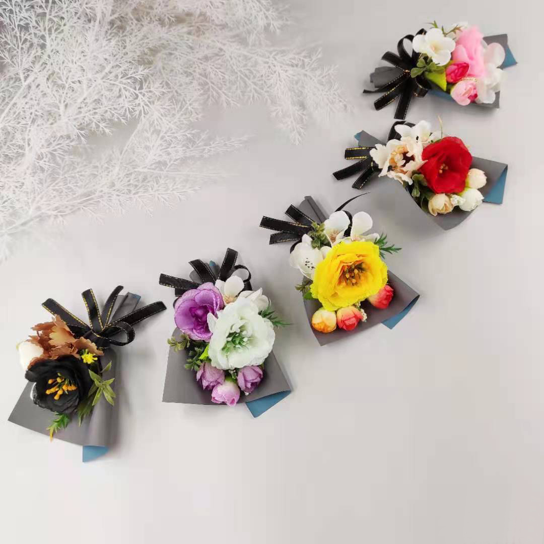 가더GADE 9V 납골당꽃다발 꾸미기꽃 리스 부착식 봉안당 대장미 조화꽃다발 - 상품 이미지