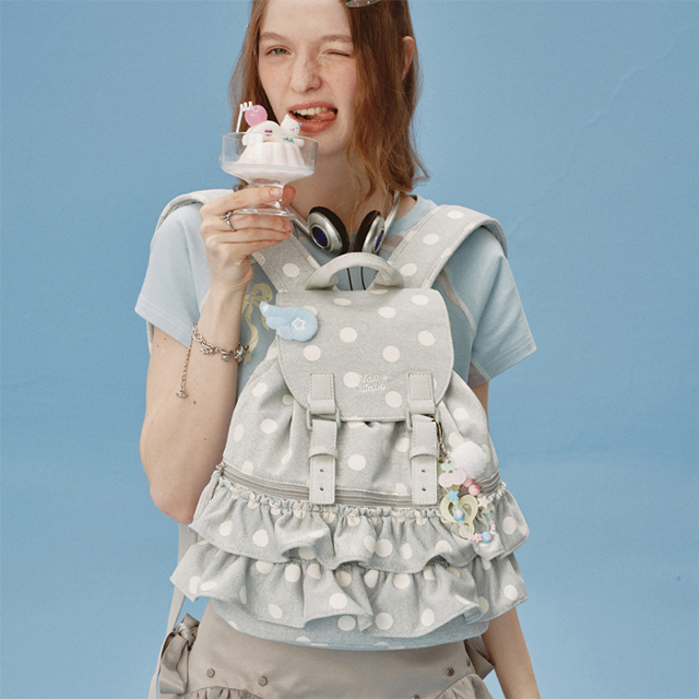 [반워크] 셔링 백팩 여성 미니 디자이너 브랜드 대학생 가방 데일리 보부상 3color