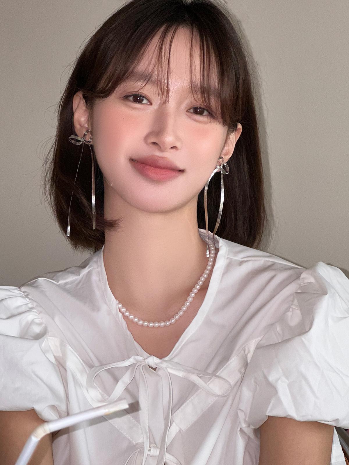 나솔사계 조현아 리본 드롭 롱 귀걸이 트렌디 액세서리 - 상세 이미지 2