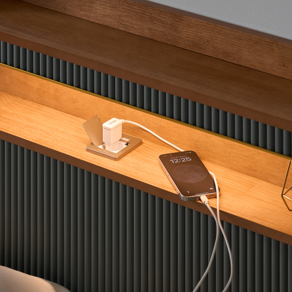 호텔침대프레임 신혼부부 원목 수납 LED 국내 맞춤 제작 킹 K 1700 라움