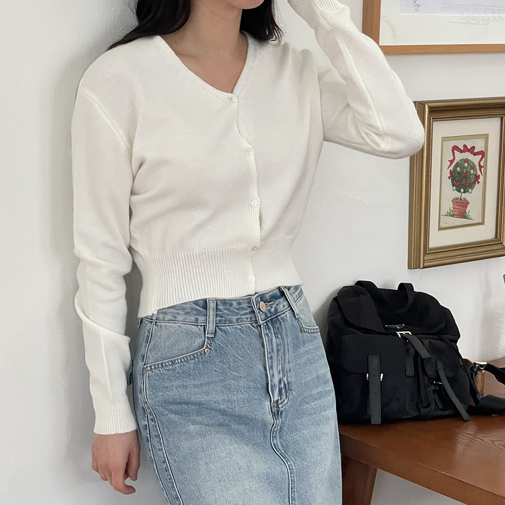 루즈핏 울 브이넥가디건 숏 크롭 여성 니트가디건 봄 간절기 블랙 그레이 화이트 - 상세 이미지 5