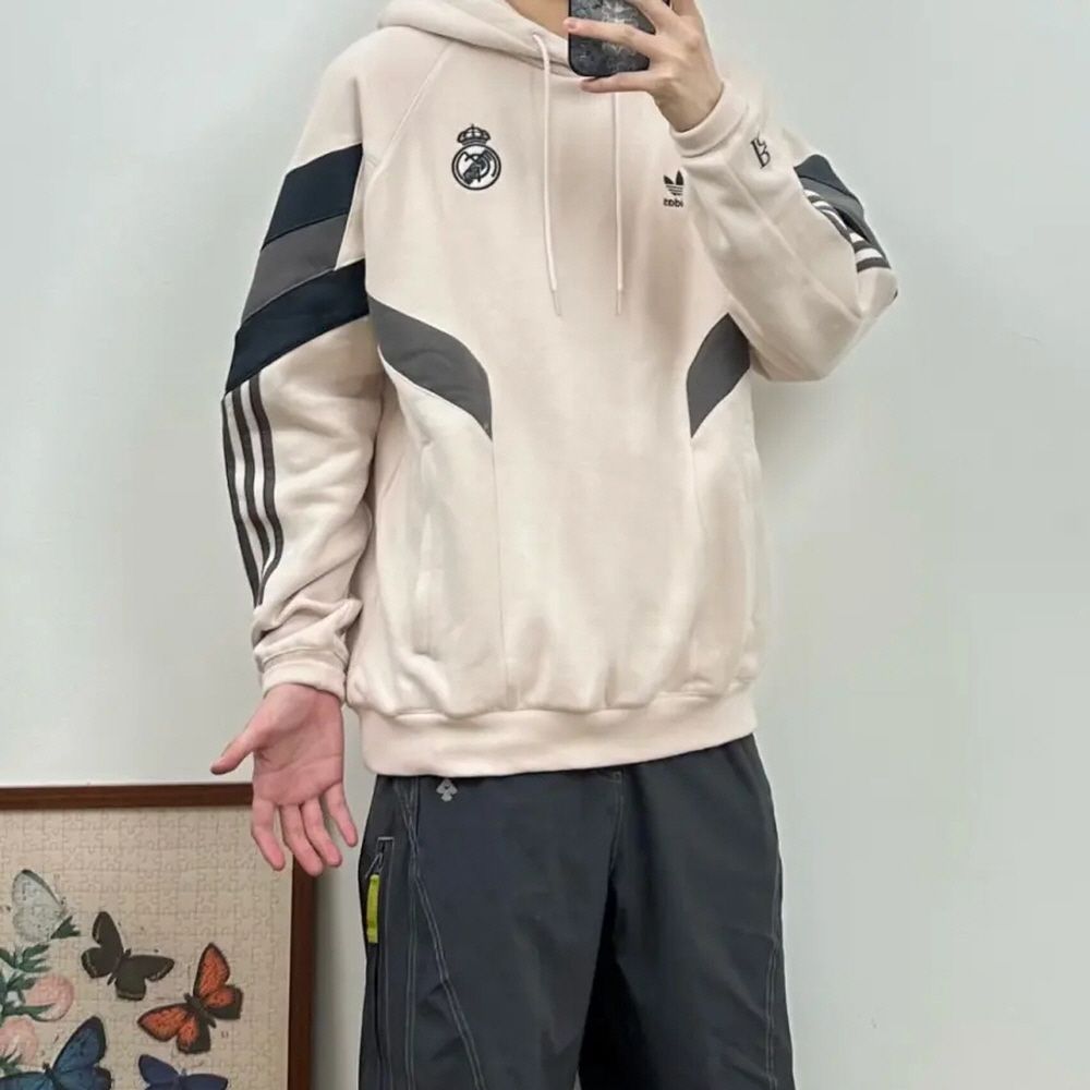 아디다스 24/25 레알 마드리드 OG 후드 라이트 베이지 IM7466 - 상세 이미지 3