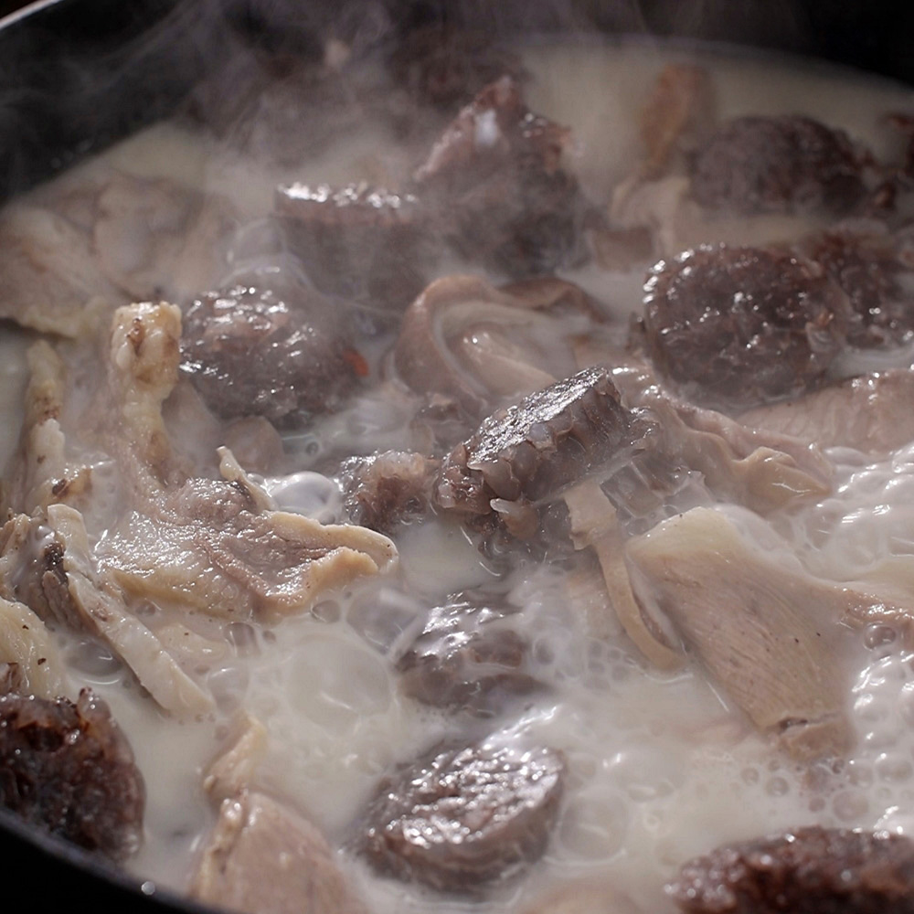 심가네 노다지 병천 영양 순대국 750g 5팩 한우사골 순대 돈내장 돼지머리 순대국 이미지 6