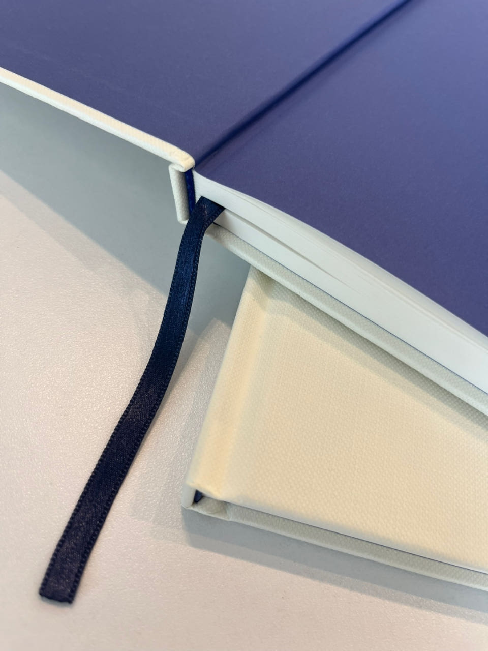 상지사 하드커버 노트 양장 B5 라인 줄 유선 도트 만년필 필사 불렛저널 디자인 굿밸류 이미지 4