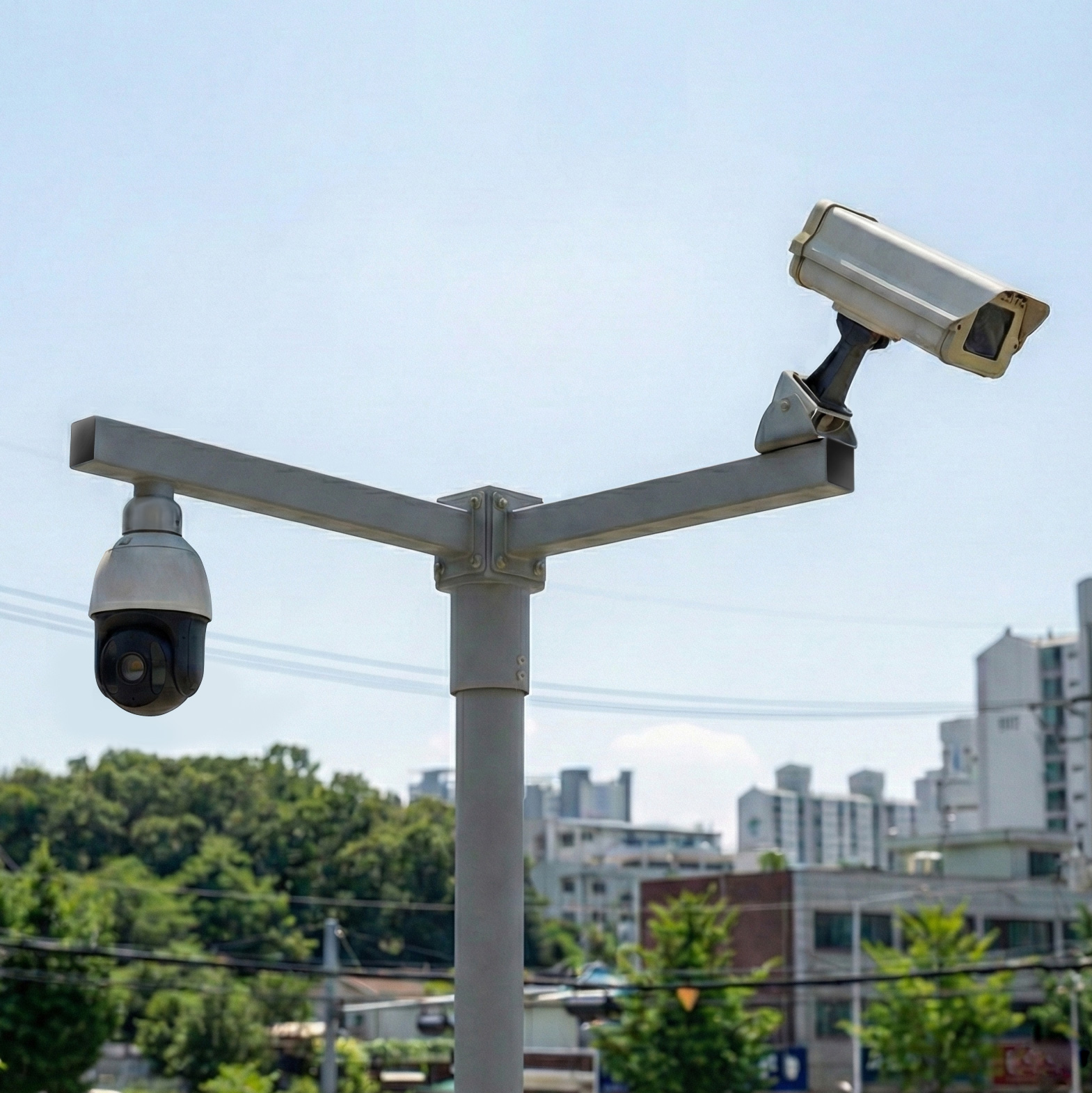 야외 조립식 CCTV 기둥 브라켓 거치대 도로 주차장 폴대 무광 그레이 4m A타입 2방향