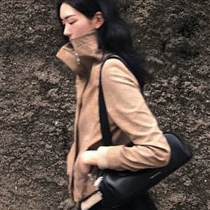[찰스앤키스] 넬리 이롱게이티드 숄더백 CK2-30782751 솔직 후기 | 실사용자 리뷰 분석 - 상품 이미지 4
