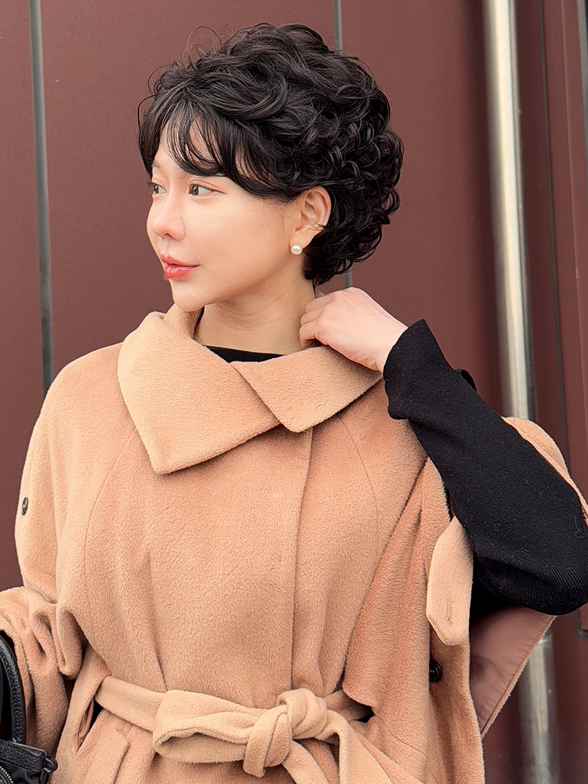 엘레강트 아웃컬 볼륨숏펌 이쁜 중년가발 내츄럴블랙 - 상품 이미지