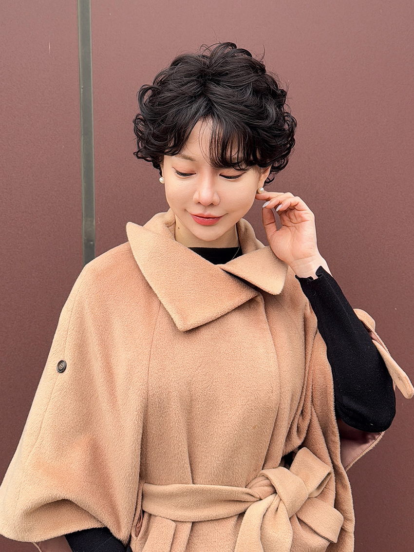 엘레강트 아웃컬 볼륨숏펌 이쁜 중년가발 내츄럴블랙 - 상세 이미지 3