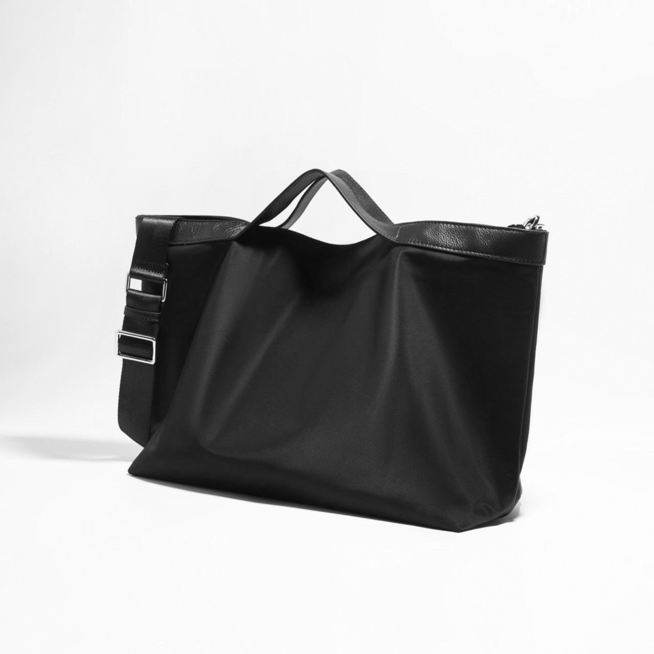 도우 나일론 레더 토트백 [BLACK] 이미지 8
