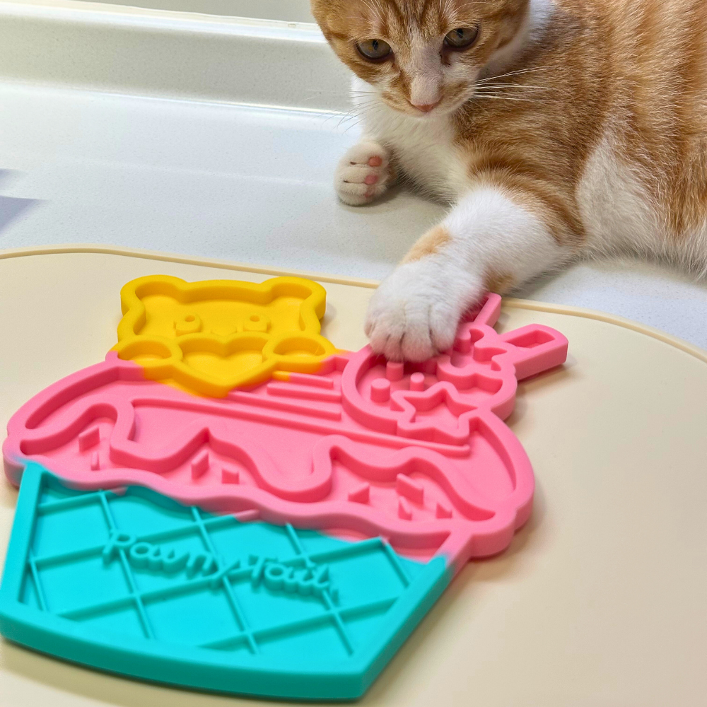 크림케익 실리콘 리킹매트 강아지밥그릇 고양이식기 흡착식 릭매트 분리불안 슬로우식기