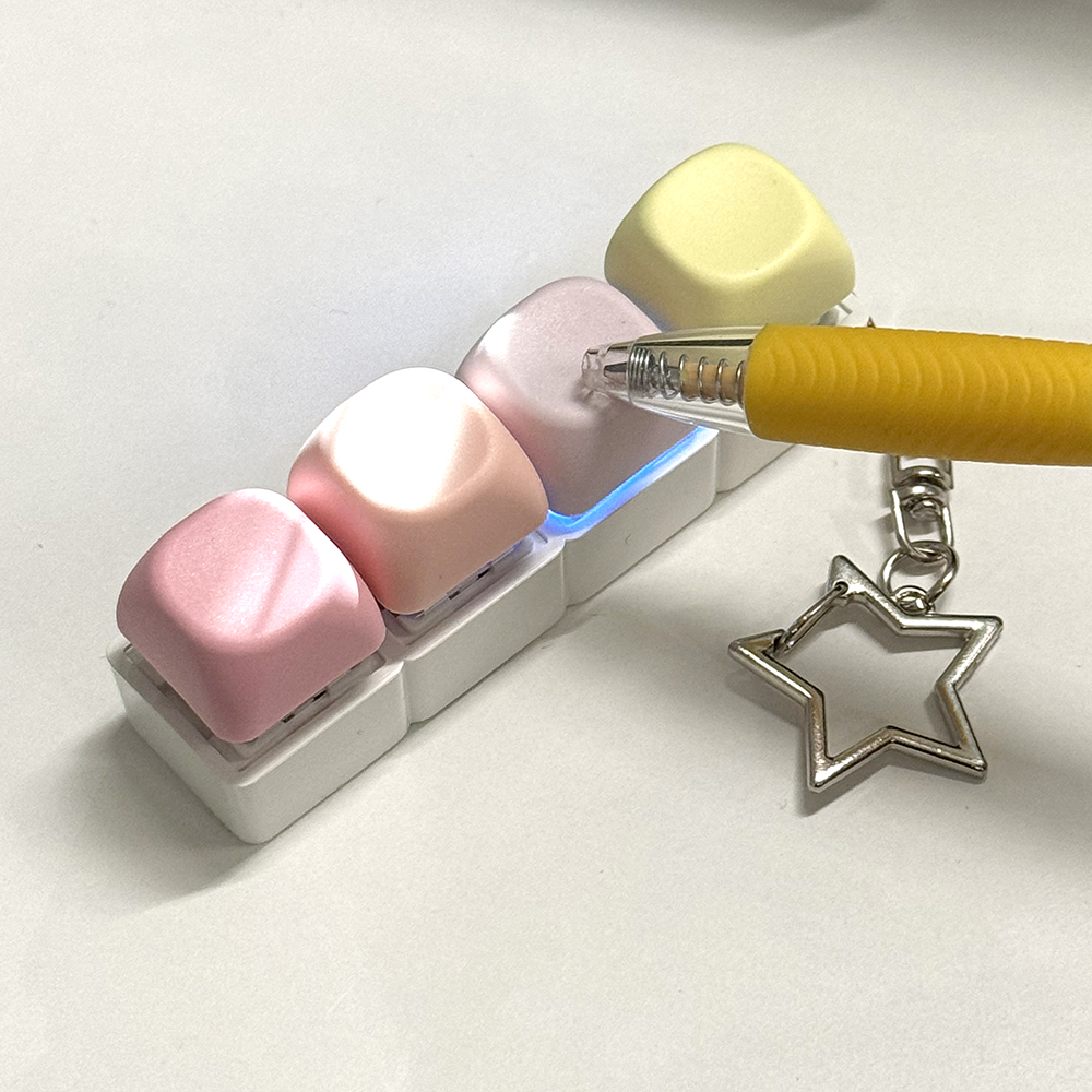 4구 컬러 키캡 LED 컬러풀 열쇠고리 가방 키링 청축 일자형 커스텀 키홀더 - 상품 이미지