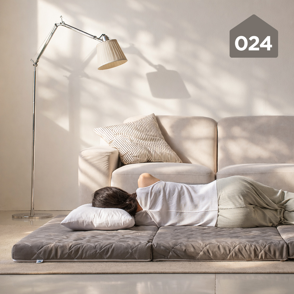 024홈 미니멀 단단한 손잡이 3단 접이식 토퍼 매트리스 8cm 멀티싱글