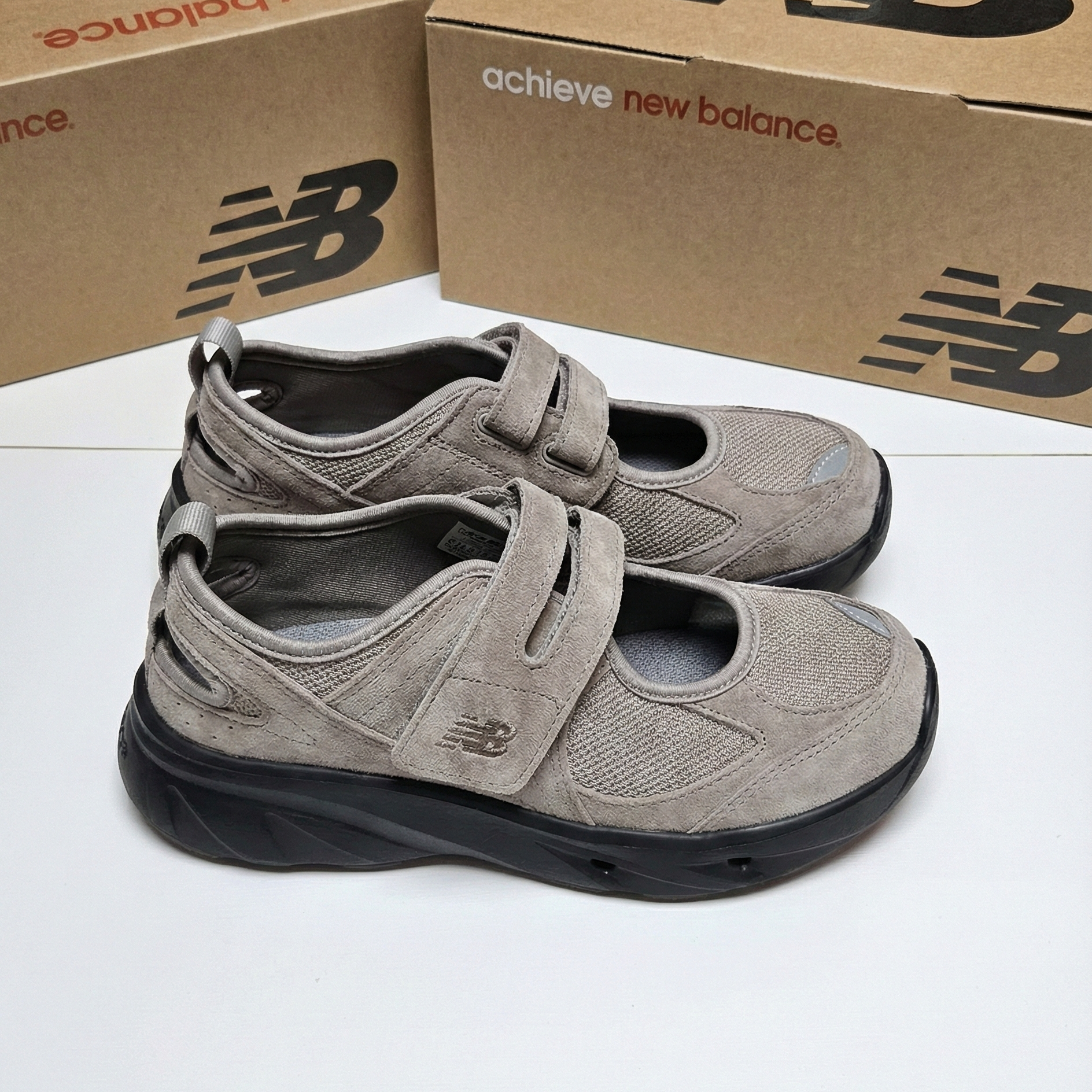 국내매장판 뉴발란스 브리즈 메리제인 스트랩 샌들 여성 슈즈 SD2203