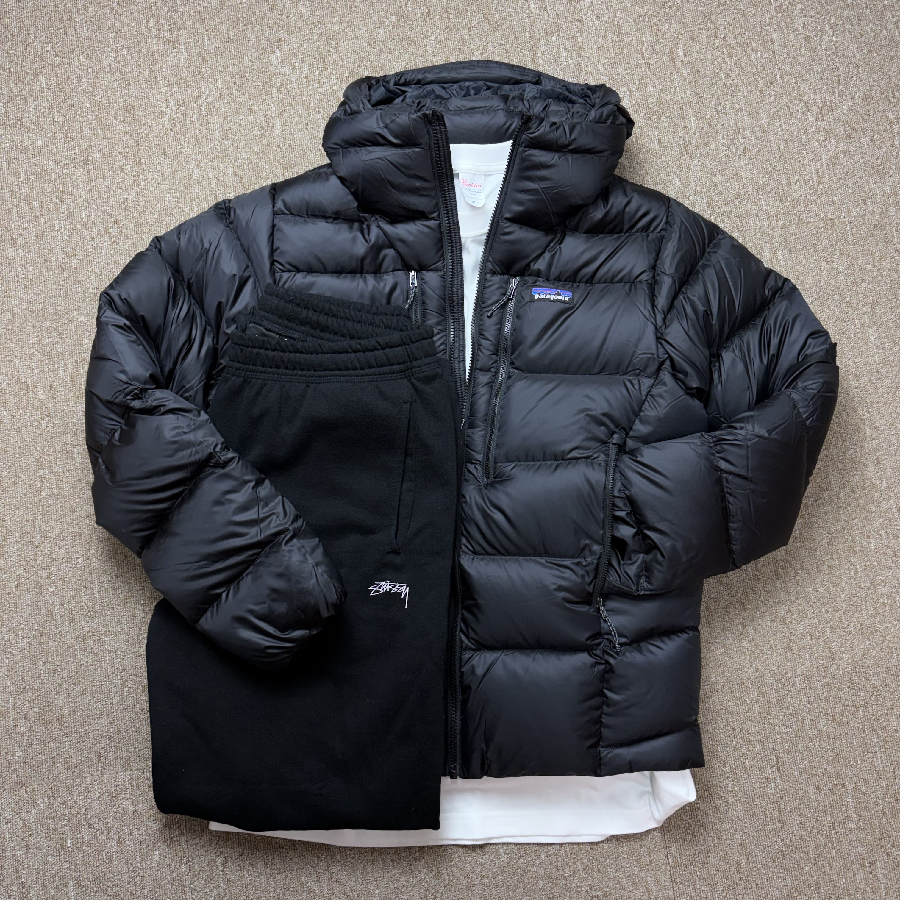 파타고니아 패딩 피츠로이 후드 구스다운 85500Q7